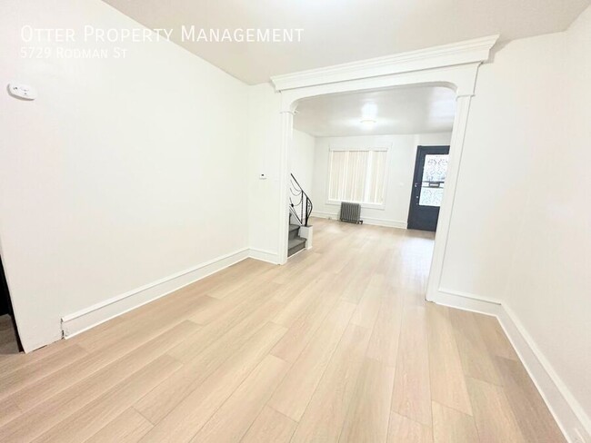 Foto del edificio - 3BR/1.5BA Lovely Cobbs Creek Home