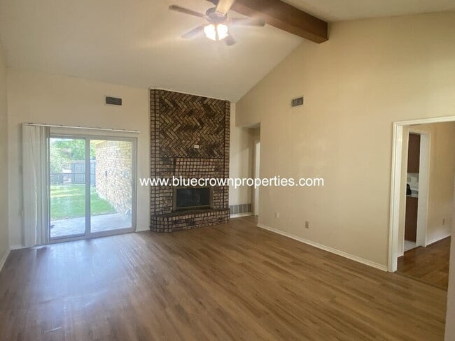 Building Photo - 3508 Jonquil Ln