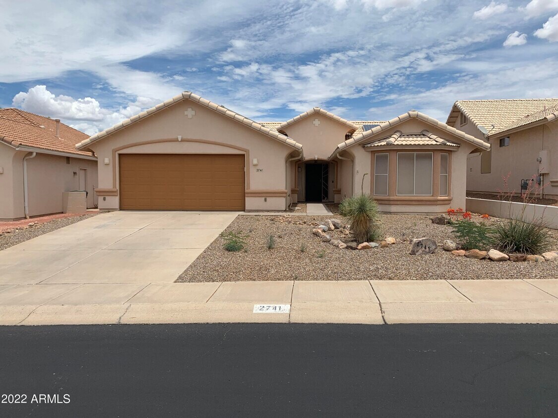 Primary Photo - 2741 Glengarry Way