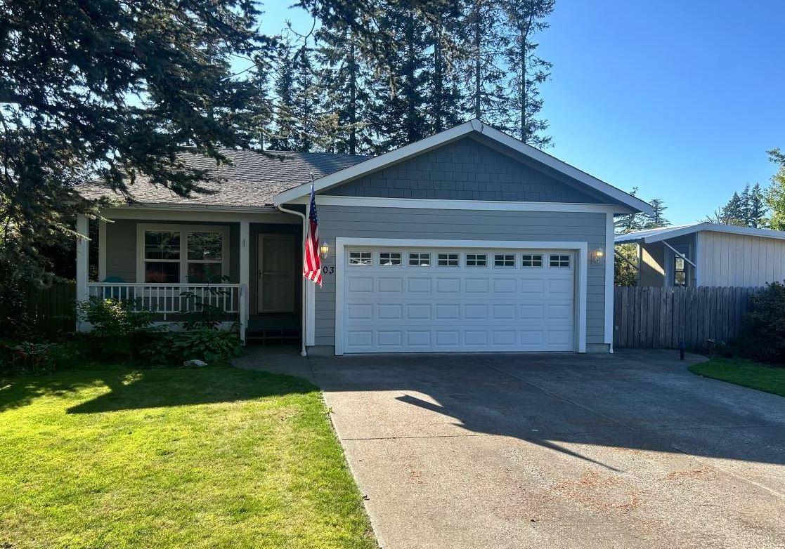 Front of House - 303 Nooksack Ave