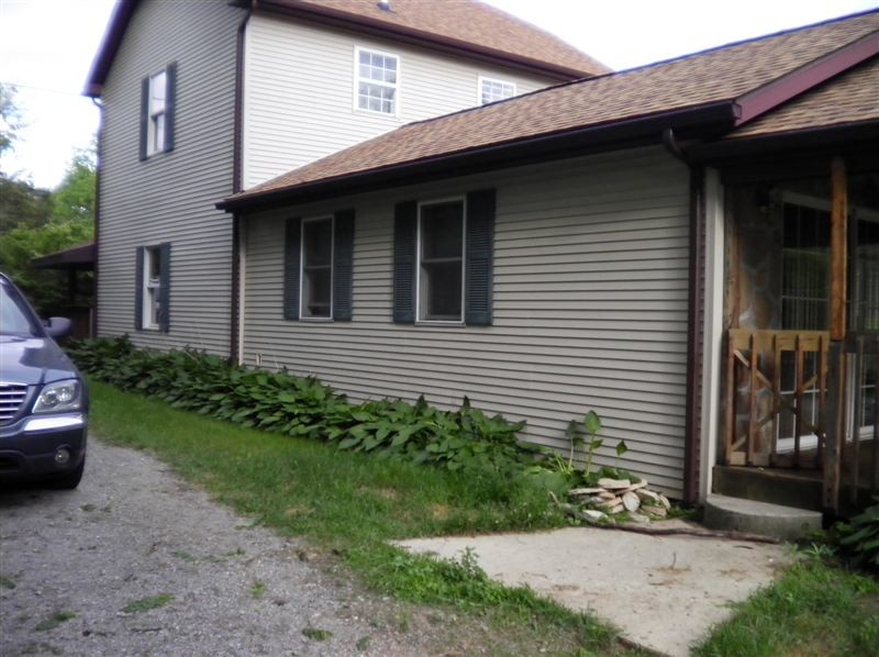 Primary Photo - 3 br, 1 bath House - 218 N Portage Rd