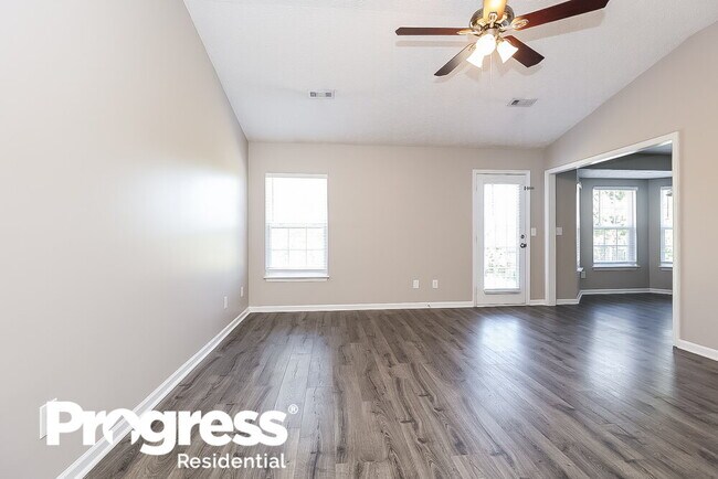 Building Photo - 5011 Deer Creek Ct