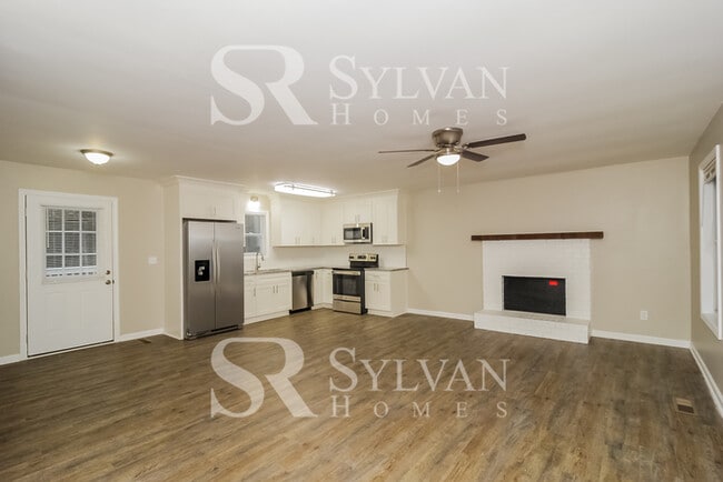 Building Photo - Living where You Love is Good for your Heart!