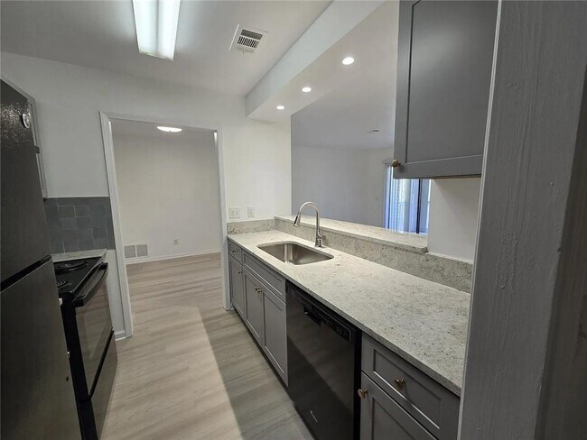 Foto del edificio - 116 Barrington Hills Dr