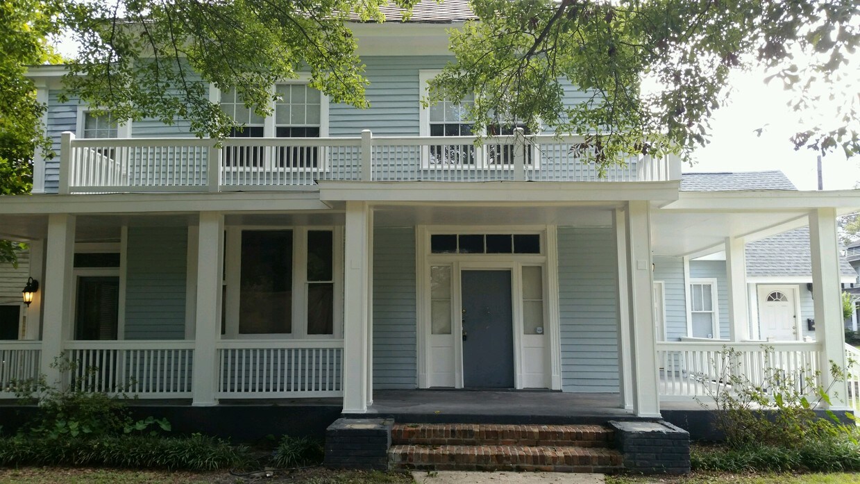Primary Photo - 261 S Ann St