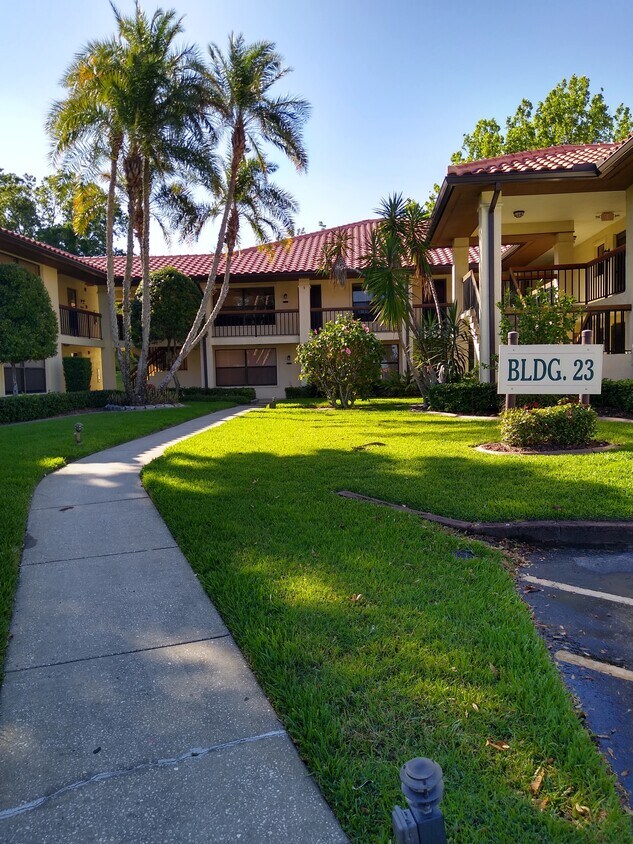 2306 Hammock Pine Blvd Unit 2306, Clearwater, FL 33761 Condo for Rent