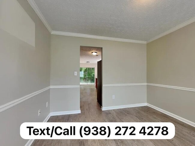 Building Photo - 6257 Selborn Dr SW