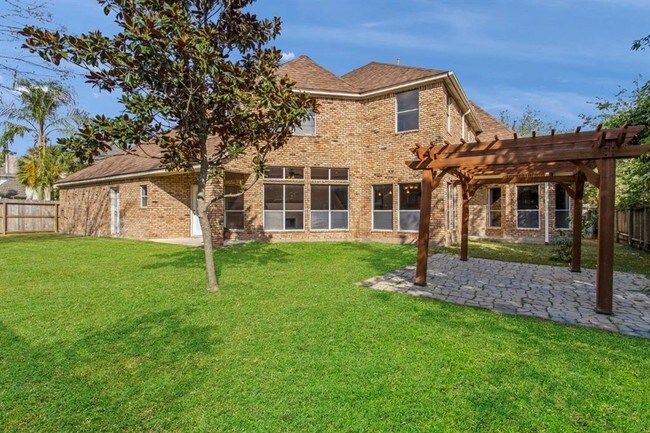 Building Photo - 16207 Wimbledon Forest Dr