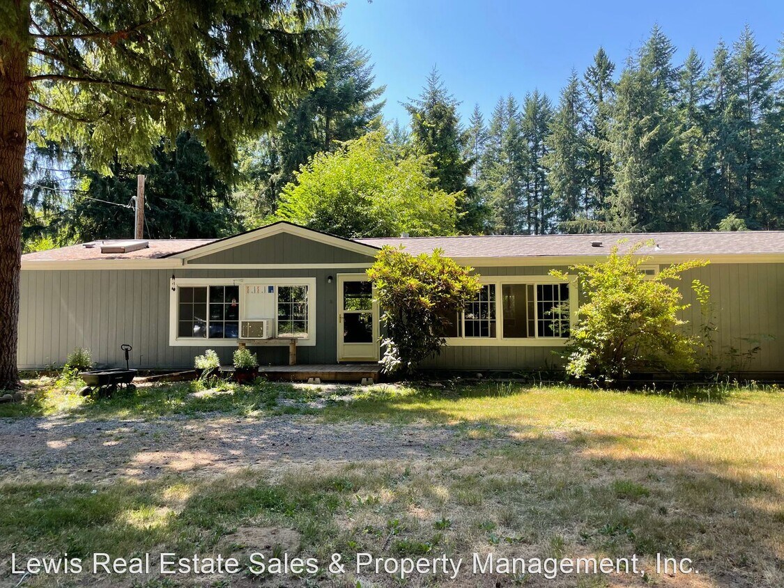 Foto principal - 3 br, 2 bath House - Welcome to Six Cedars...