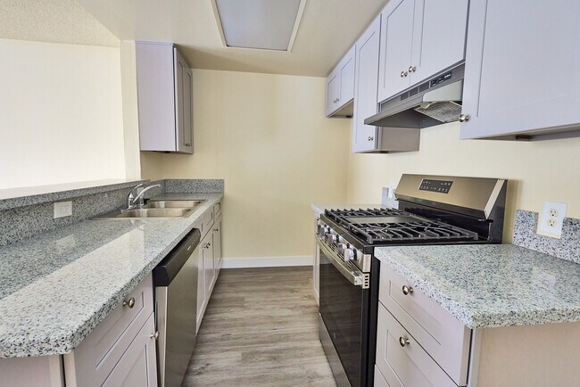Foto del edificio - 1402 N Alta Vista Blvd