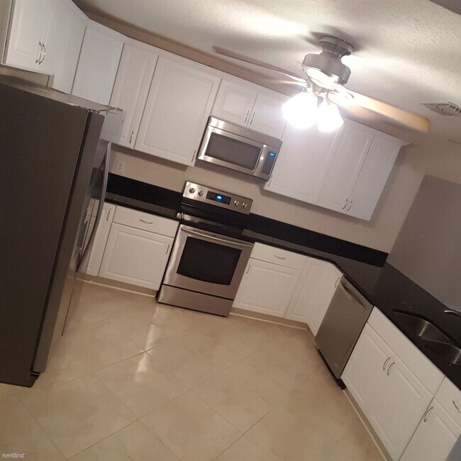 Building Photo - 3 br, 2 bath House - 827 Orangewood Rd