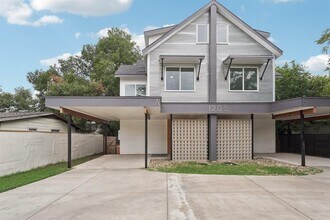 Building Photo - 1208 W Oltorf St