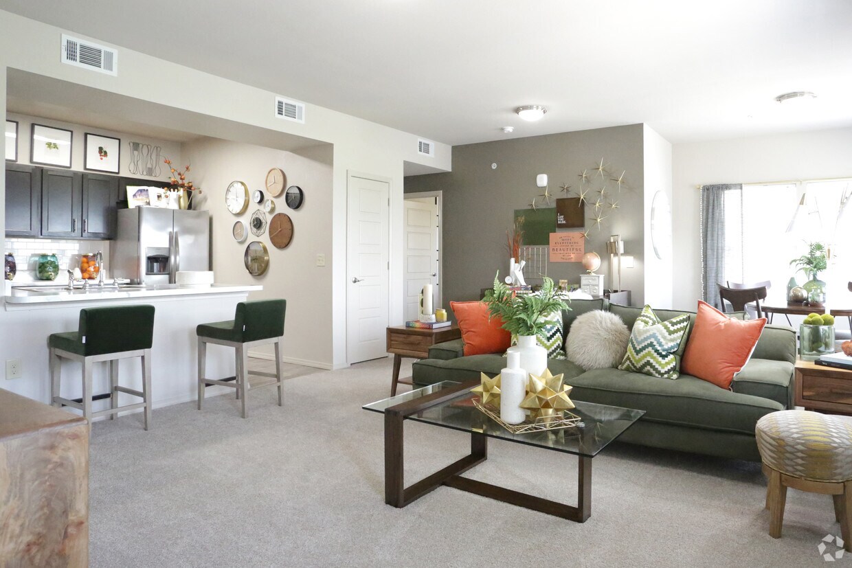 2 habitaciones, 2 baños con espacio flexible - Stonehorse Crossing
