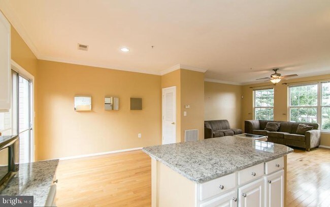 Foto del edificio - 21860 Goodwood Terrace