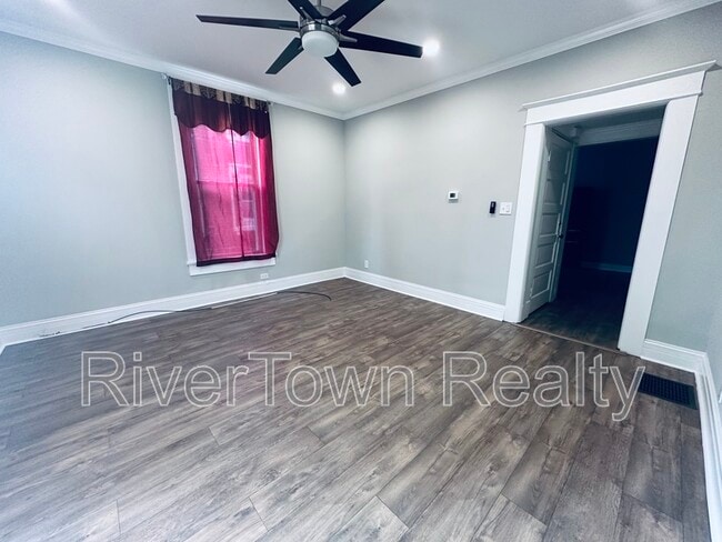 Building Photo - 215 N Bellevue Blvd