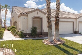 Building Photo - 748 Southridge Dr