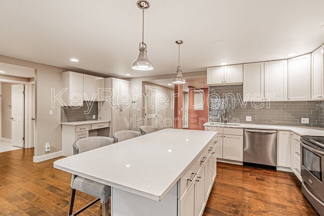 Photo - 800 N Pearl St Apartment