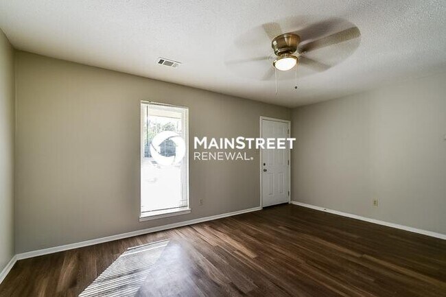 Building Photo - 3 Bedroom Pet-Friendly Home in Memphis, TN...