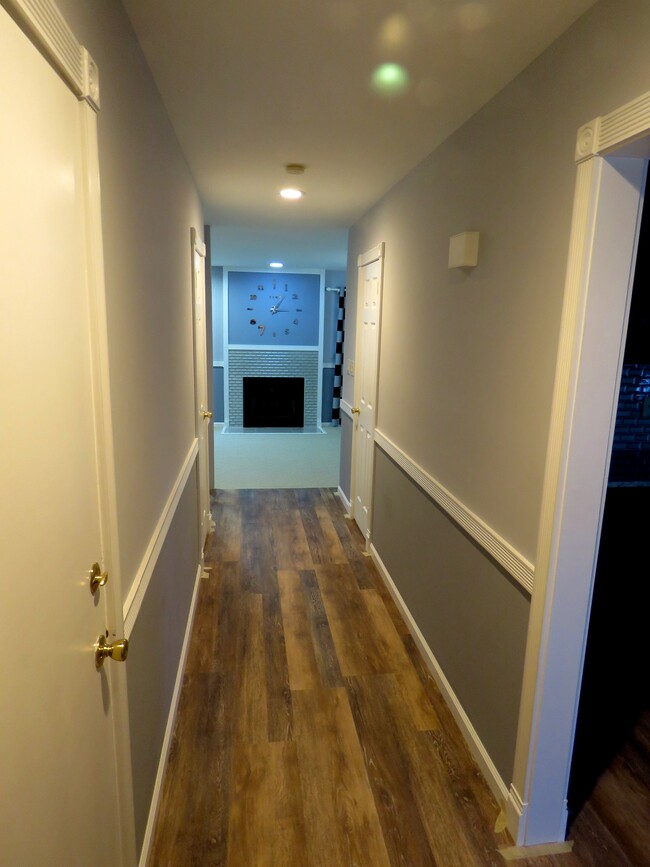 Building Photo - 273 Plum Dr