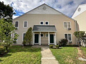 Building Photo - 1870 Baldwin Rd