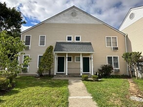 Building Photo - 1870 Baldwin Rd