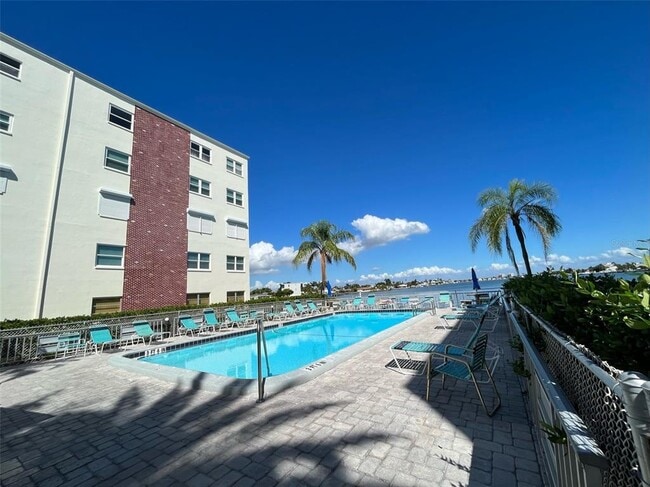 Building Photo - 5555 Gulf Blvd