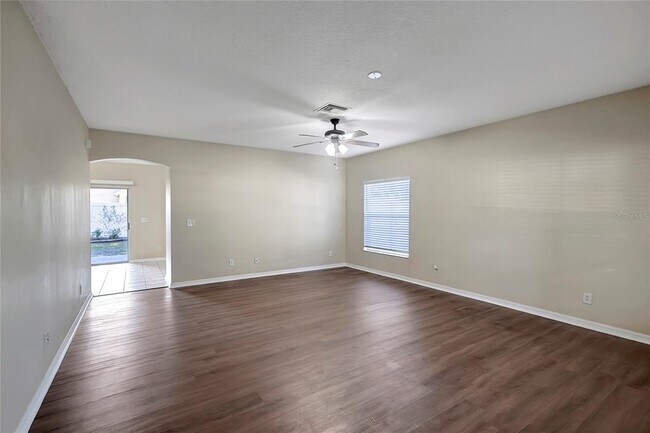 Building Photo - 7939 Terrace Ridge Dr