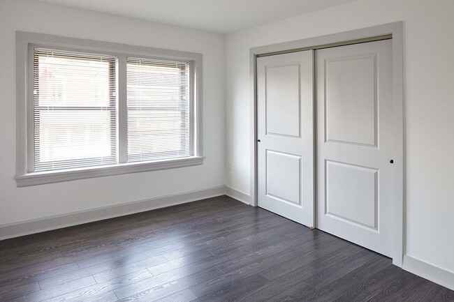 Interior Photo - The Newbern