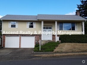Building Photo - 2945 SW 118th Ave