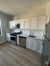 Building Photo - Main Street Commons - Beautifully Renovate...