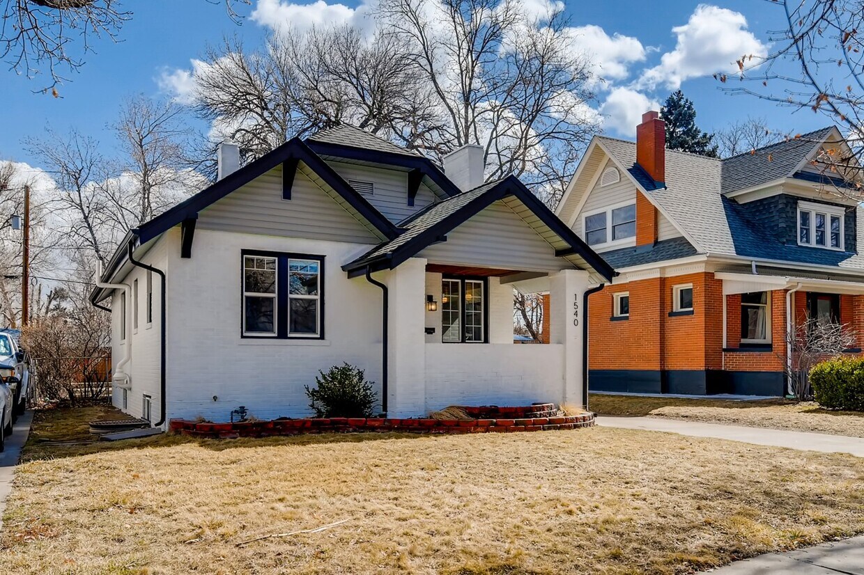 South Park Hill Bungalow - 1540 Clermont St