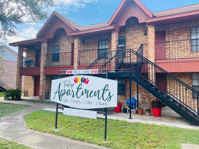 Foto del edificio - 416 E Tulip Ave