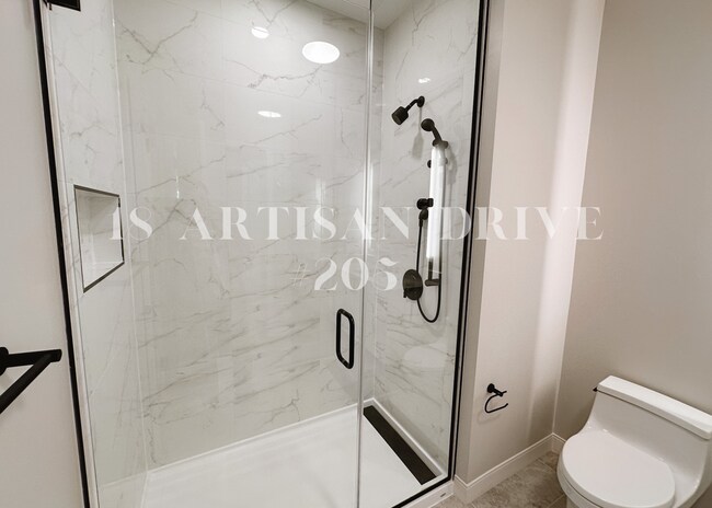 Foto del edificio - 18 Artisan Dr