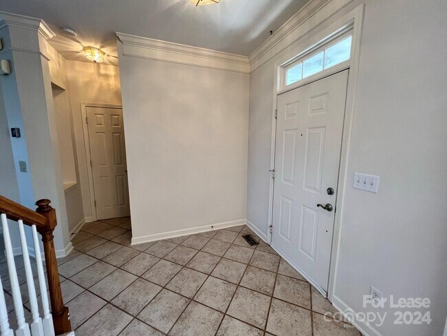 Foto del edificio - 17009 Carlton Way Rd