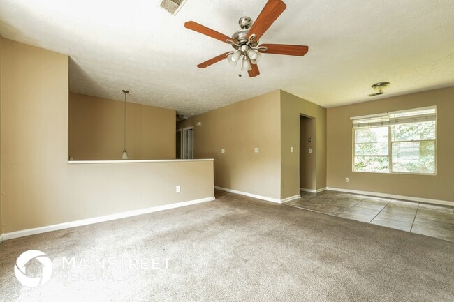 Foto del edificio - 5581 Downs Way