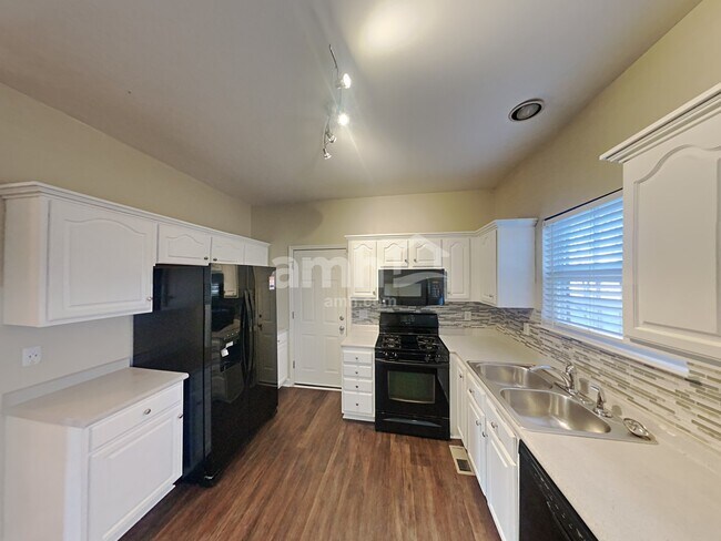 Foto del edificio - 2953 Beckwith Rd