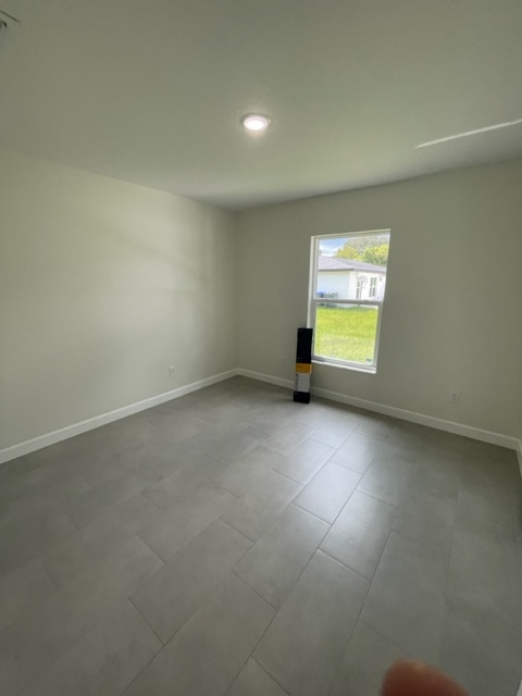 Foto del edificio - 835 Kenilworth Ct