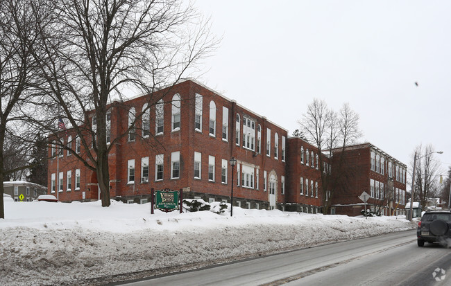 Building Photo - Village Point Apartments