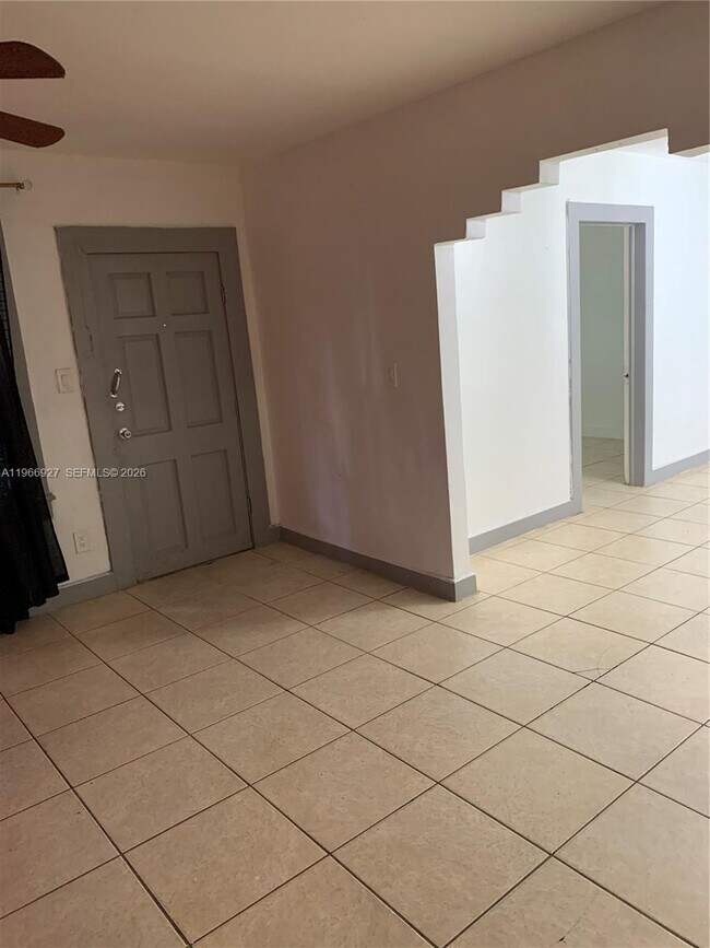 Foto del edificio - 750 NW 118th St