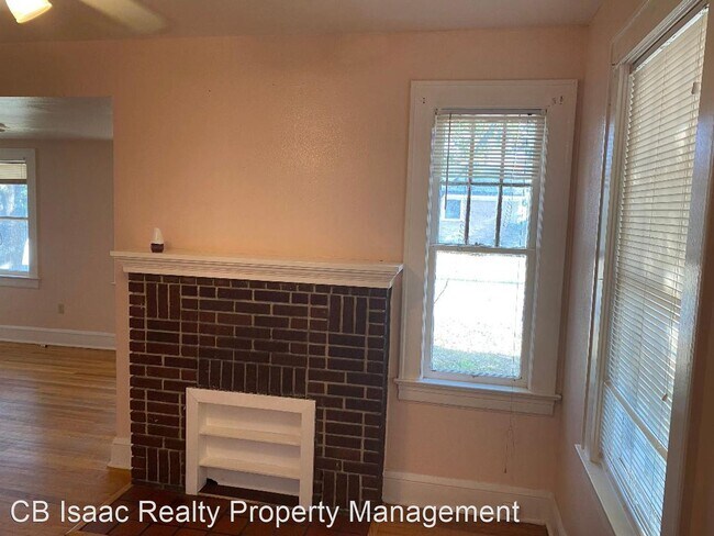 Building Photo - 2 br, 1 bath House - 7036 Barberie St