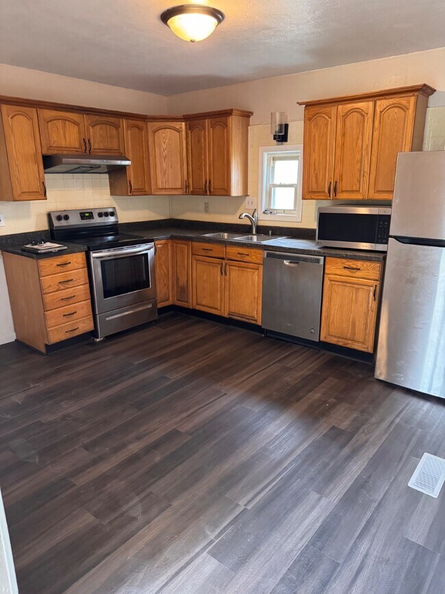 Foto del edificio - 1305 Davis St