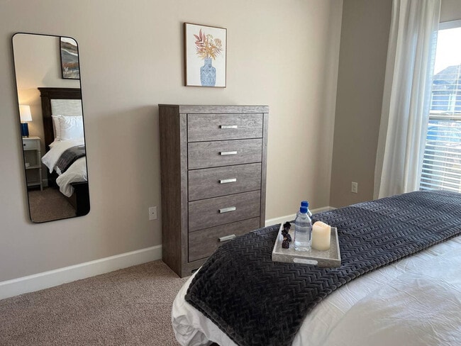 Foto del edificio - 740 Zumstein Ln