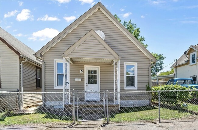 Building Photo - 129 E Pratt St