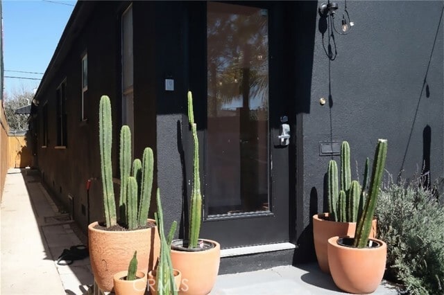 Building Photo - 425 Venice Way