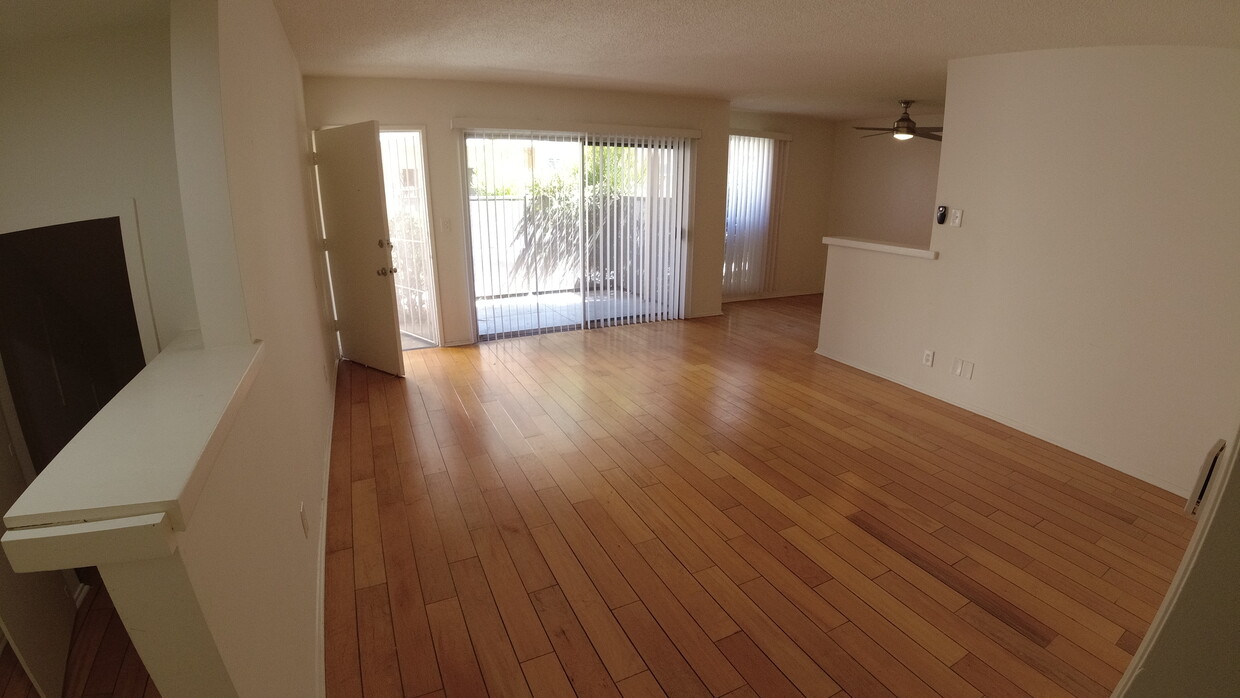 Primary Photo - 3432 Mentone Ave