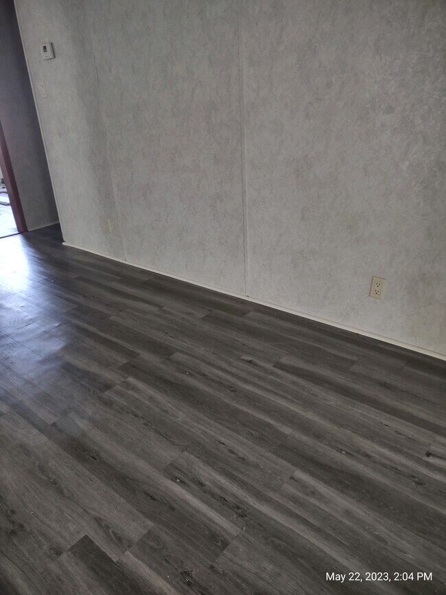 Foto del edificio - 12231 Farm to Market Rd 730 N