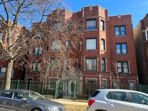 Building Photo - 7737 S Kingston Ave