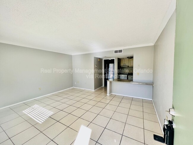 Building Photo - 122 Water Front Way