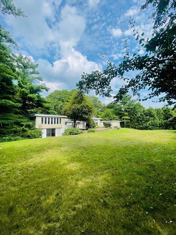 Building Photo - 1 Pegan Ln