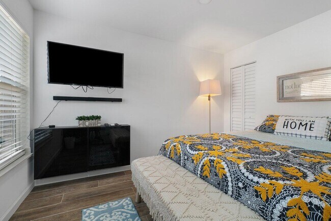 Foto del edificio - 1401 Mystic Ct